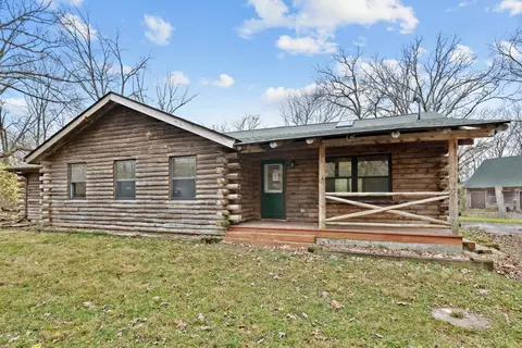 1313 Woodlane Dr, Marengo, IL 60152