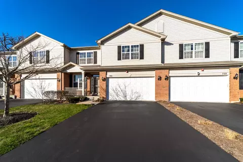 762 Spencer Ln, Lake Zurich, IL 60047
