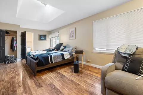 Bedroom - 1010 Evergreen Cir, Olympia Fields, IL 60461 photo 3 of 4