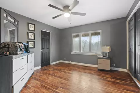 Bedroom - 1010 Evergreen Cir, Olympia Fields, IL 60461 photo 2 of 4