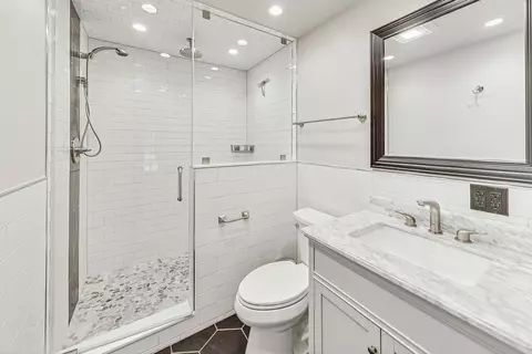 Bath - Undisclosed, Chicago, IL 60656 photo 6 of 6
