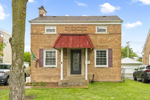 2637 Westbrook Dr, Franklin Park, IL 60131