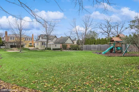 Exterior - 202 E May St, Elmhurst, IL 60126 photo 4 of 4