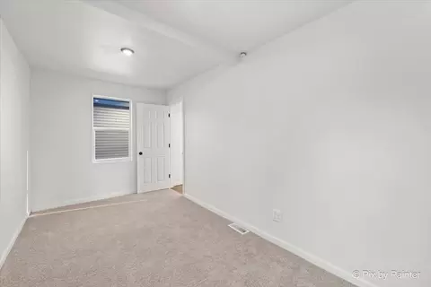 Bedroom - 108 Jackson St, Algonquin, IL 60102 photo 1 of 6