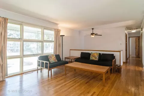 951 E Baldwin Rd, Palatine, IL 60074 photo 5