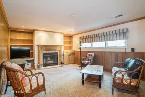 951 E Baldwin Rd, Palatine, IL 60074 photo 12