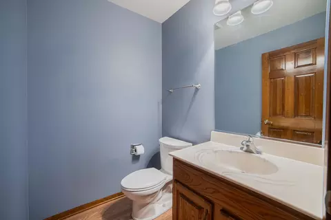 Bath - 626 Chatham Cir, Algonquin, IL 60102 photo 4 of 4
