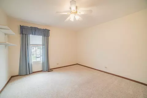 Bedroom - 626 Chatham Cir, Algonquin, IL 60102 photo 2 of 4