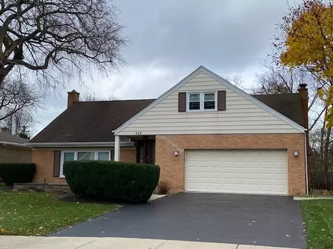 845 Hawthorne Ln, Northbrook, IL 60062