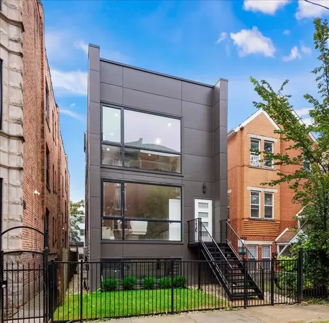 1426 N Talman Ave #A, Chicago, IL 60622
