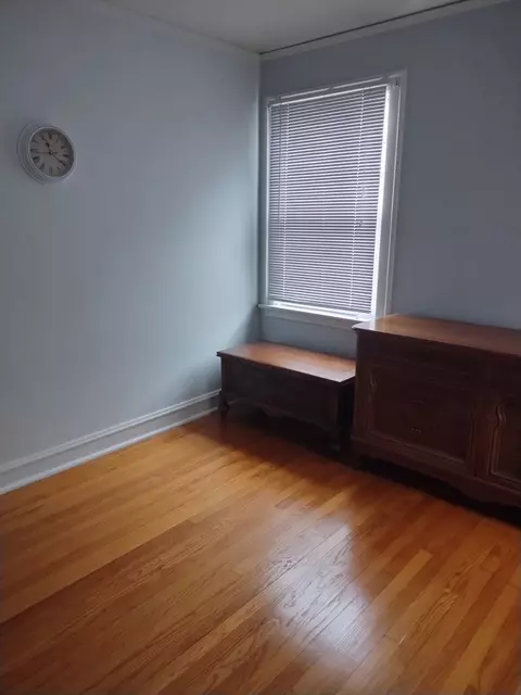 Bedroom - 14810 Keystone Ave, Midlothian, IL 60445 photo 2 of 3