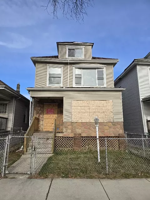 1312 W 71st Pl, Chicago, IL 60636