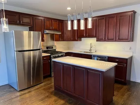 Kitchen - 1415 E 62nd St #2E, Chicago, IL 60637 photo 1 of 2