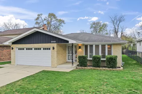 2093 Busse Hwy, Des Plaines, IL 60016