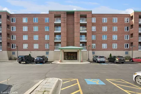6211 Lincoln Ave #407, Morton Grove, IL 60053
