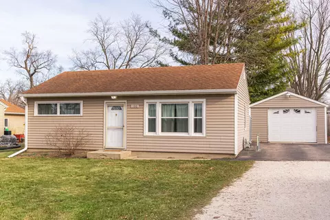 100 S West St, Cortland, IL 60112