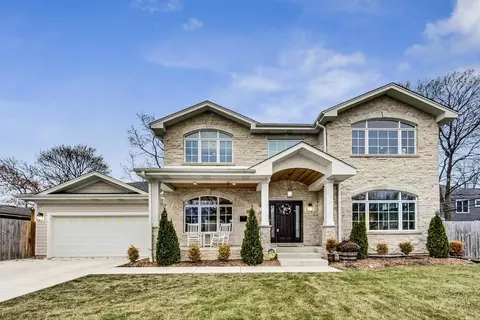 1614 W Oakton St, Arlington Heights, IL 60004
