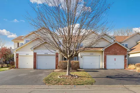 1552 Darien Lake Dr, Darien, IL 60561