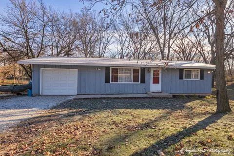 5108 Lear St, Wonder Lake, IL 60097