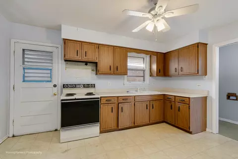 7545 Lorel Ave, Burbank, IL 60459 photo 13