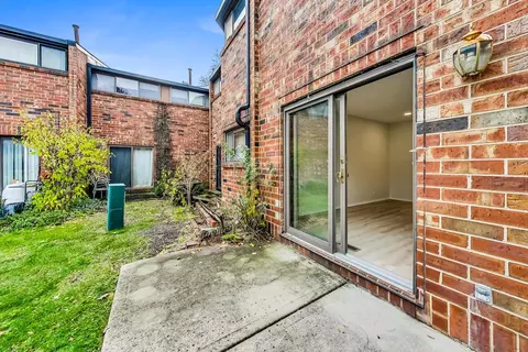 812 S May St #A, Chicago, IL 60607 photo 28