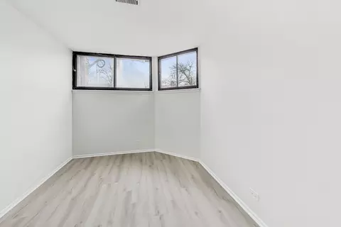 812 S May St #A, Chicago, IL 60607 photo 21