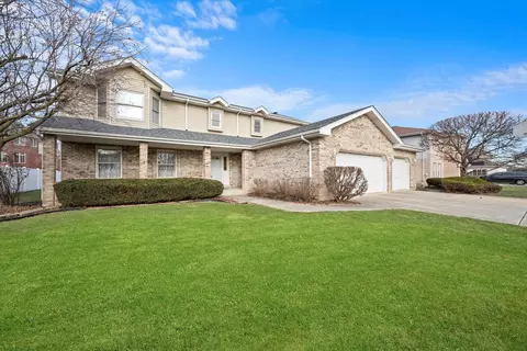 9312 W 175th St, Tinley Park, IL 60487