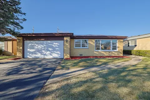 866 Timothy Ln, Des Plaines, IL 60016