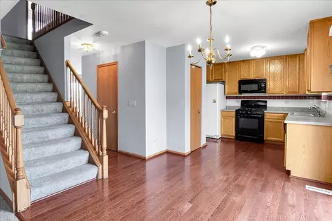 2029 Ridgemoor Dr, Plainfield, IL 60586 photo 9