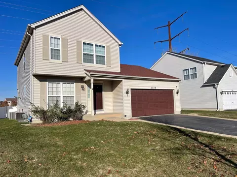 2029 Ridgemoor Dr, Plainfield, IL 60586 photo 2