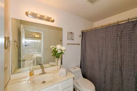 Bath - 617 E Willow St, Elburn, IL 60119 photo 2 of 3