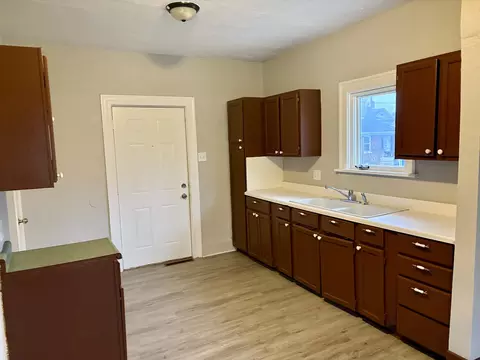 1142 E Bourbonnais St, Kankakee, IL 60901 photo 2