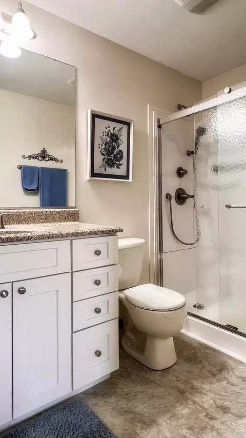 Bath - 2935 E Raab Rd, Normal, IL 61761 photo 2 of 8
