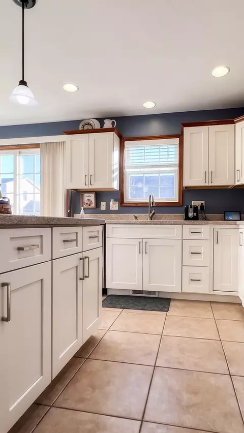 Kitchen - 2935 E Raab Rd, Normal, IL 61761 photo 3 of 8