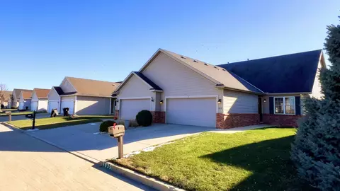 Exterior - 2935 E Raab Rd, Normal, IL 61761 photo 2 of 7