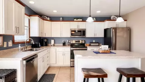 Kitchen - 2935 E Raab Rd, Normal, IL 61761 photo 6 of 8