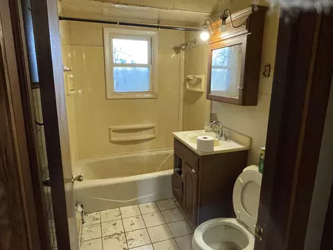 1740 Richton Rd, Steger, IL 60475 photo 8