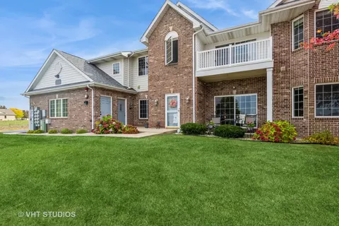 9201 66th Ave #135, Pleasant Prairie, WI 53158