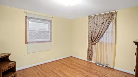 8033 Mcvicker Ave, Burbank, IL 60459 photo 23