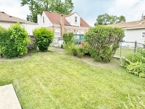 Exterior - 1429 N Wolf Rd, Berkeley, IL 60163 photo 8 of 9