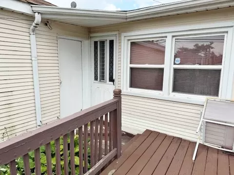 Exterior - 1429 N Wolf Rd, Berkeley, IL 60163 photo 5 of 9