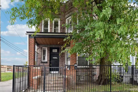 6315 S Eberhart Ave, Chicago, IL 60637
