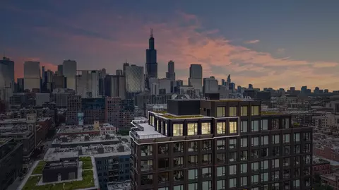 21 N May St #1502, Chicago, IL 60607