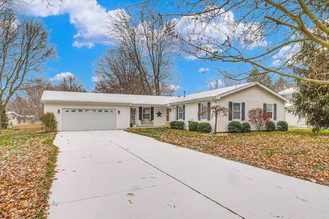777 S High St, Paxton, IL 60957
