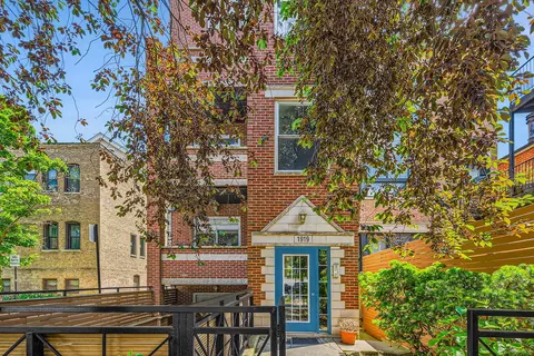 1919 N Kenmore Ave #3, Chicago, IL 60614