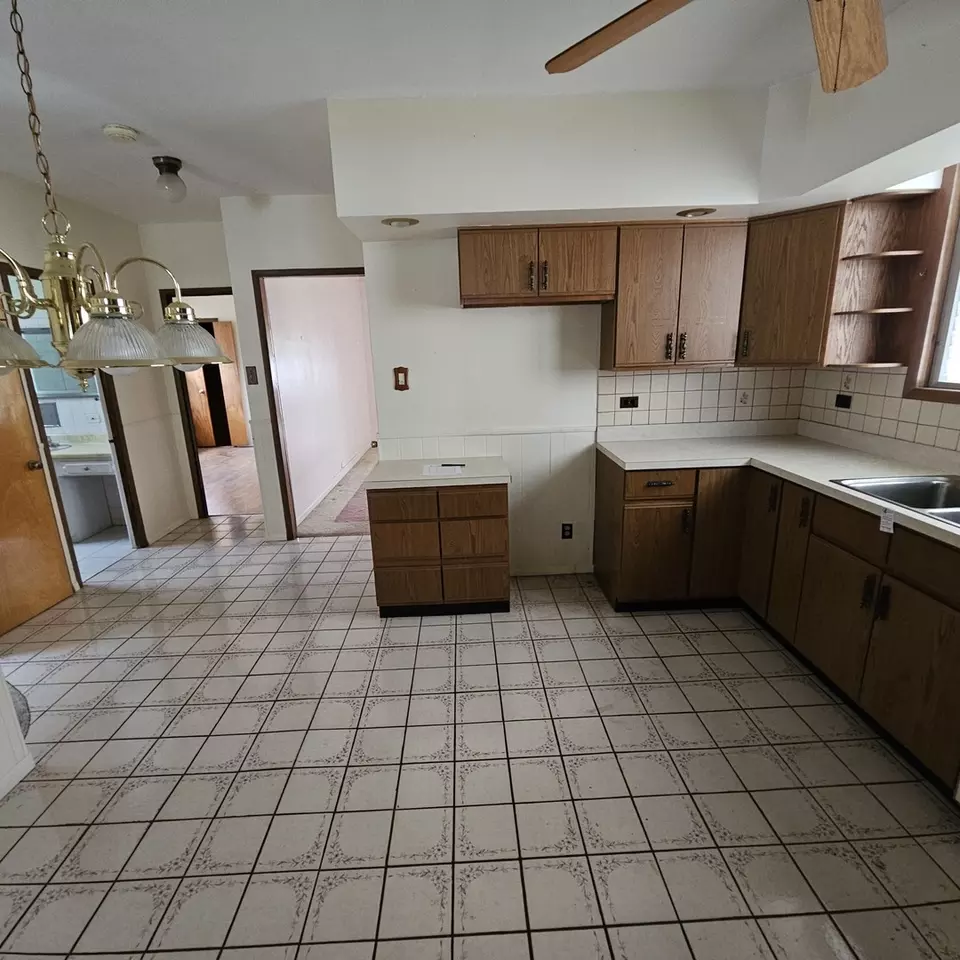  7718 W Westwood Dr, Elmwood Park, IL 60707 photo 8