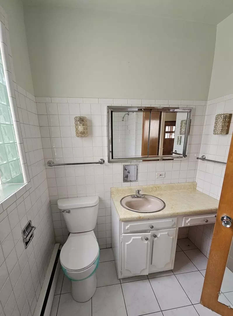  7718 W Westwood Dr, Elmwood Park, IL 60707 photo 9