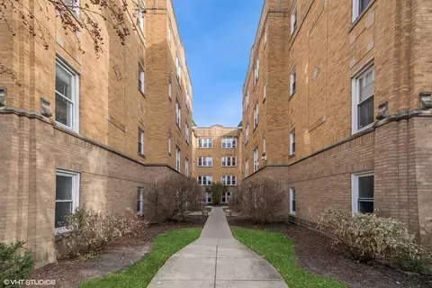 4341 12 N Sacramento Ave #2, Chicago, IL 60618