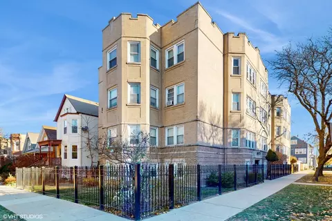 3548 W Belle Plaine Ave #1, Chicago, IL 60618