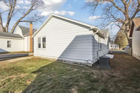 408 W 4th St, Byron, IL 61010 photo 27
